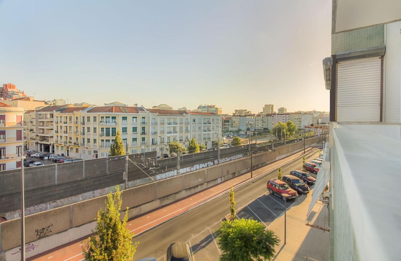 Апартаменты Roma Cozy Flat Лиссабон Экстерьер фото